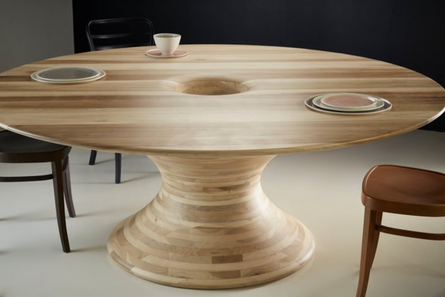 Tulip shop wood table