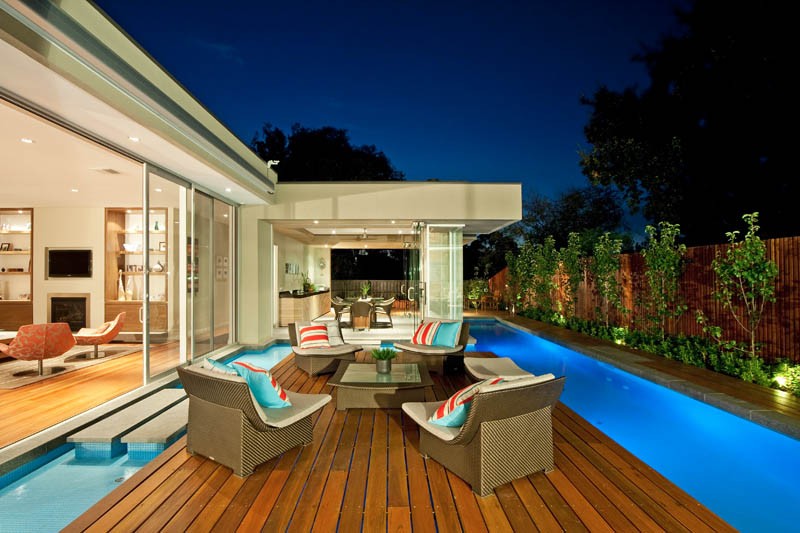Floating island deck in a swimming pool