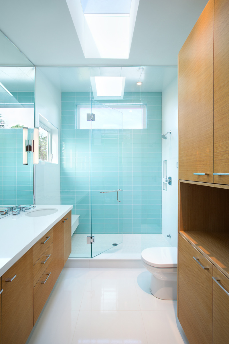 Bathrooms With Blue Tiles