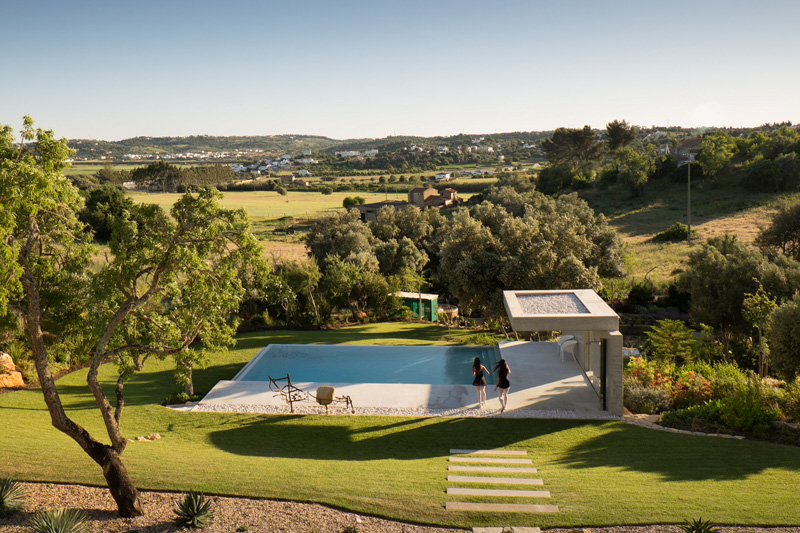 Swimming Pool by Mario Martins Atelier