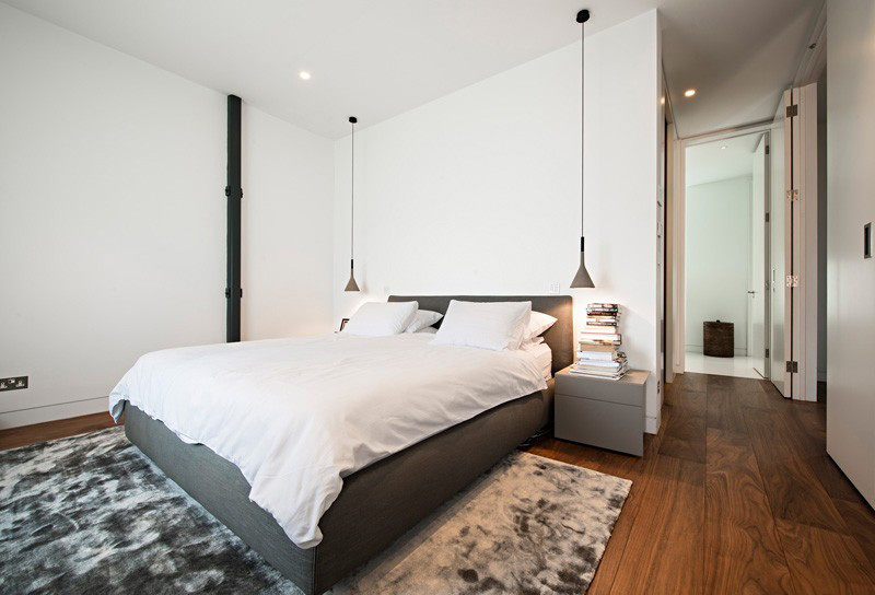 21 Examples Of Bedrooms With Bedside Pendant Lights ...