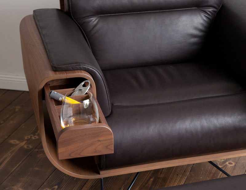 This Chair Is Designed For Cigar Aficionados