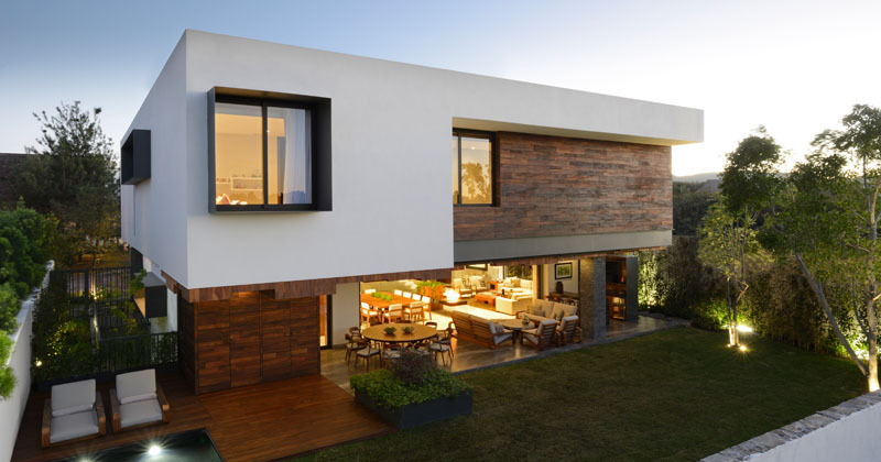 This Family Home In Mexico Enjoys A Palette Of Wood, Steel, And Stone