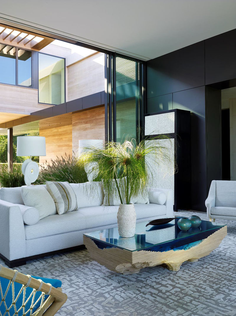 Both sides of this lounge can be opened to allow the breeze to carry through the home.