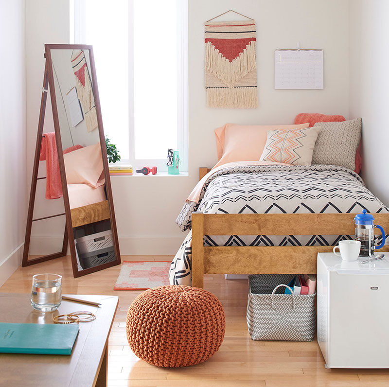 Dorm Room Design ? Must-Have Essentials + Decor Ideas