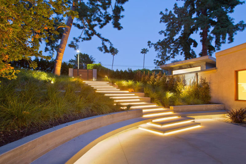 8 Outdoor Lighting Ideas To Inspire Your Spring Backyard ...