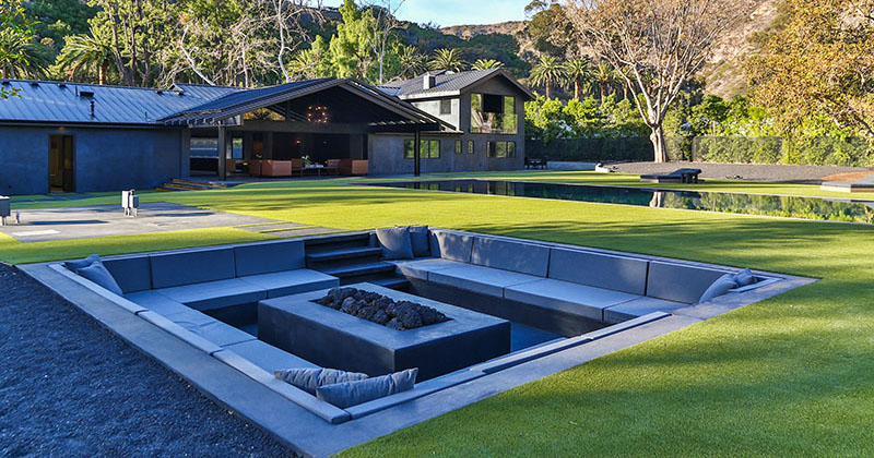 Backyard Design Idea Create A Sunken Fire Pit For Entertaining