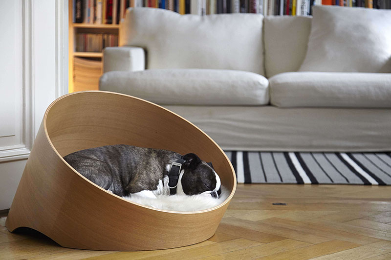 Designed by Uta Cossman for MiaCara, the Covo dog bed has been created to keep your four-legged friend comfortable without disrupting your modern home decor. 