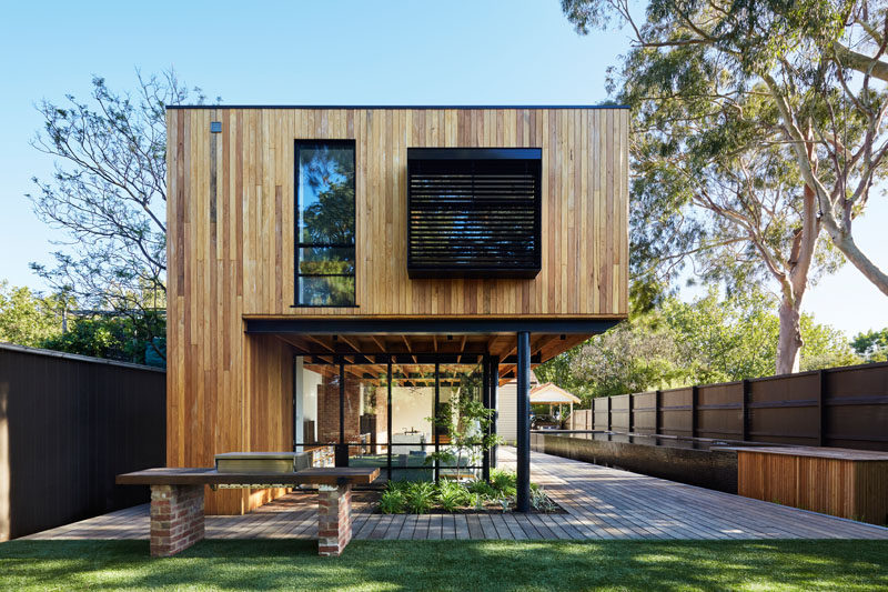 Architecture studio tenfiftyfive have recently completed a wood, glass and steel addition to an old heritage house in Melbourne, Australia.