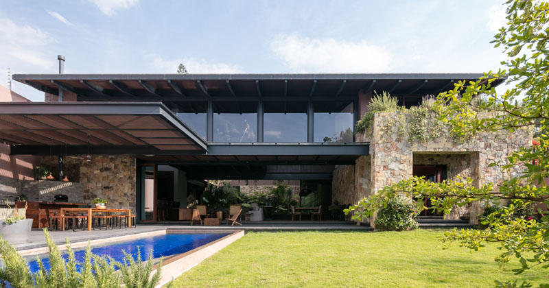 This Contemporary House In Mexico Is Surrounded By Nature
