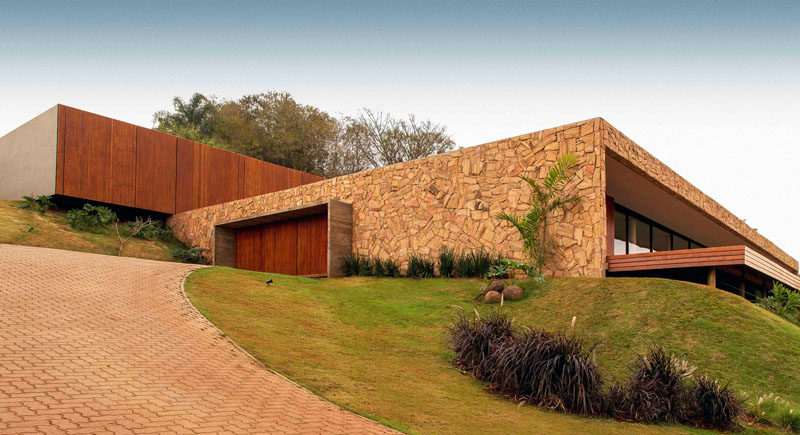 Horizontal Lines Are A Defining Feature Of This Hillside Home In Brazil