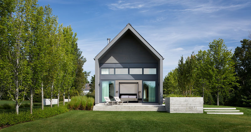 This Modern Vacation House Sits Next To A Large Conservation Forest In Canada