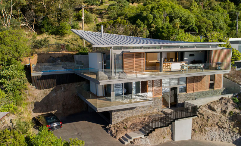 This Hillside Home In New Zealand Was Designed To Capture The Amazing Ocean Views