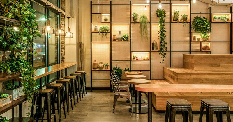 CRÈME / Jun Aizaki Architecture & Design has recently completed 'Mint Kitchen', a 50-seat Israeli fast casual restaurant, that's located in the heart of the West Village in New York. #RestaurantDesign #ModernRestaurant