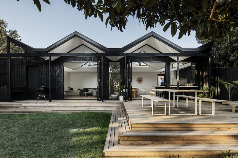 Megowan Architectural has recently completed a modern 'pleated' extension to a single-storey weatherboard house in Melbourne, Australia. #ModernExtension #HouseExtension #Architecture