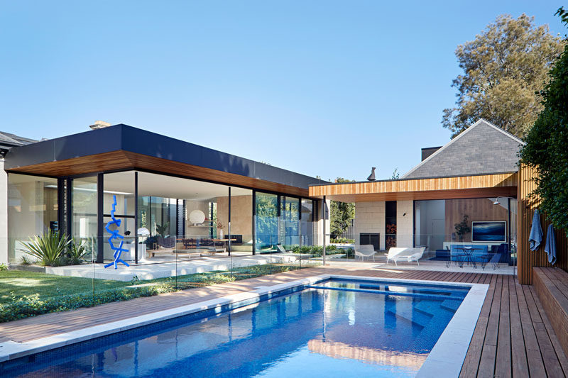 A Contemporary Extension Was Added To This 1880s Home In Australia