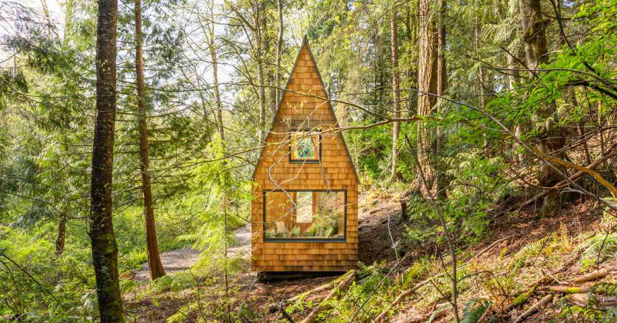 This Hidden Chapel In The Woods Is Captivating Architecture Lovers