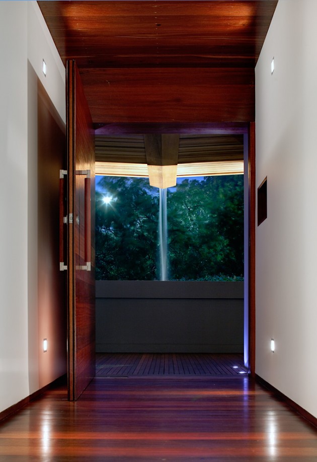 Queens Park Residence by CplusC Architects and Builders