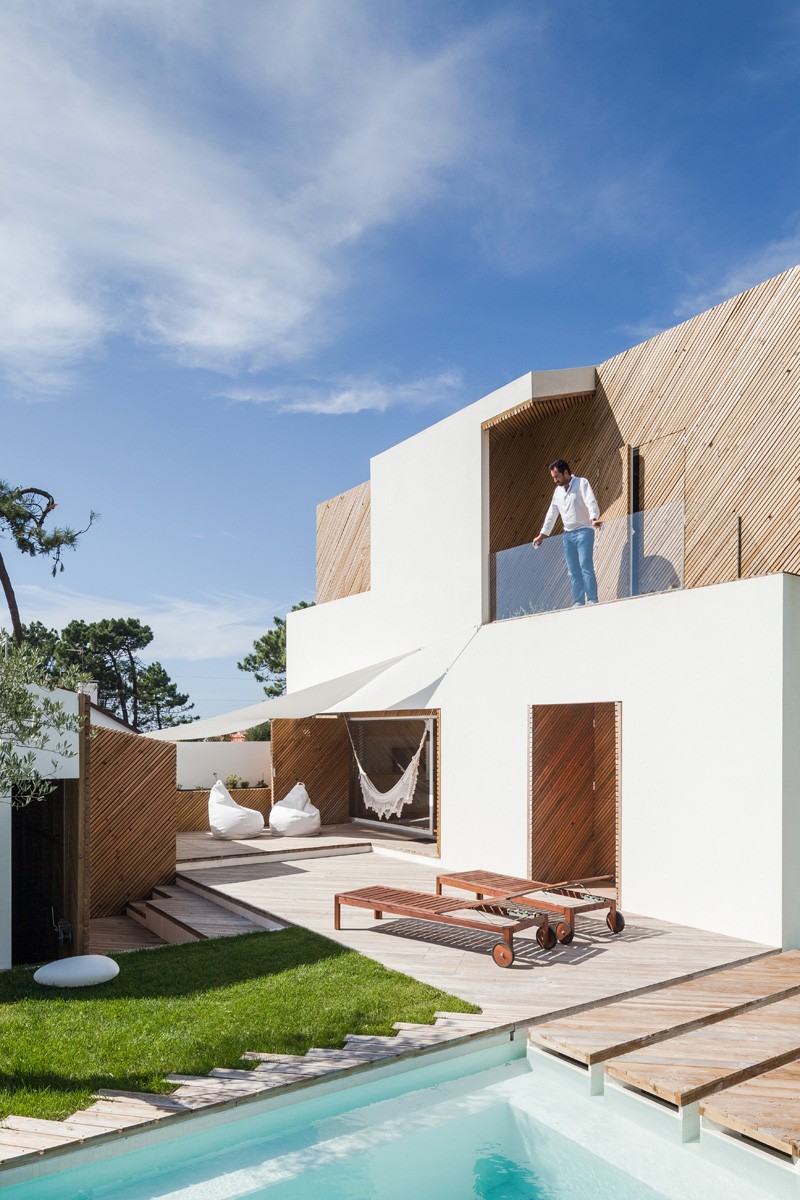 modern-house-portugal-270215_04