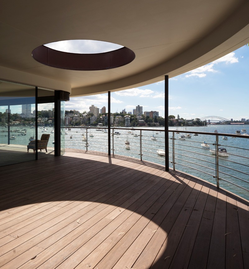 Harbour Front-Row Seat by Luigi Rosselli Architects