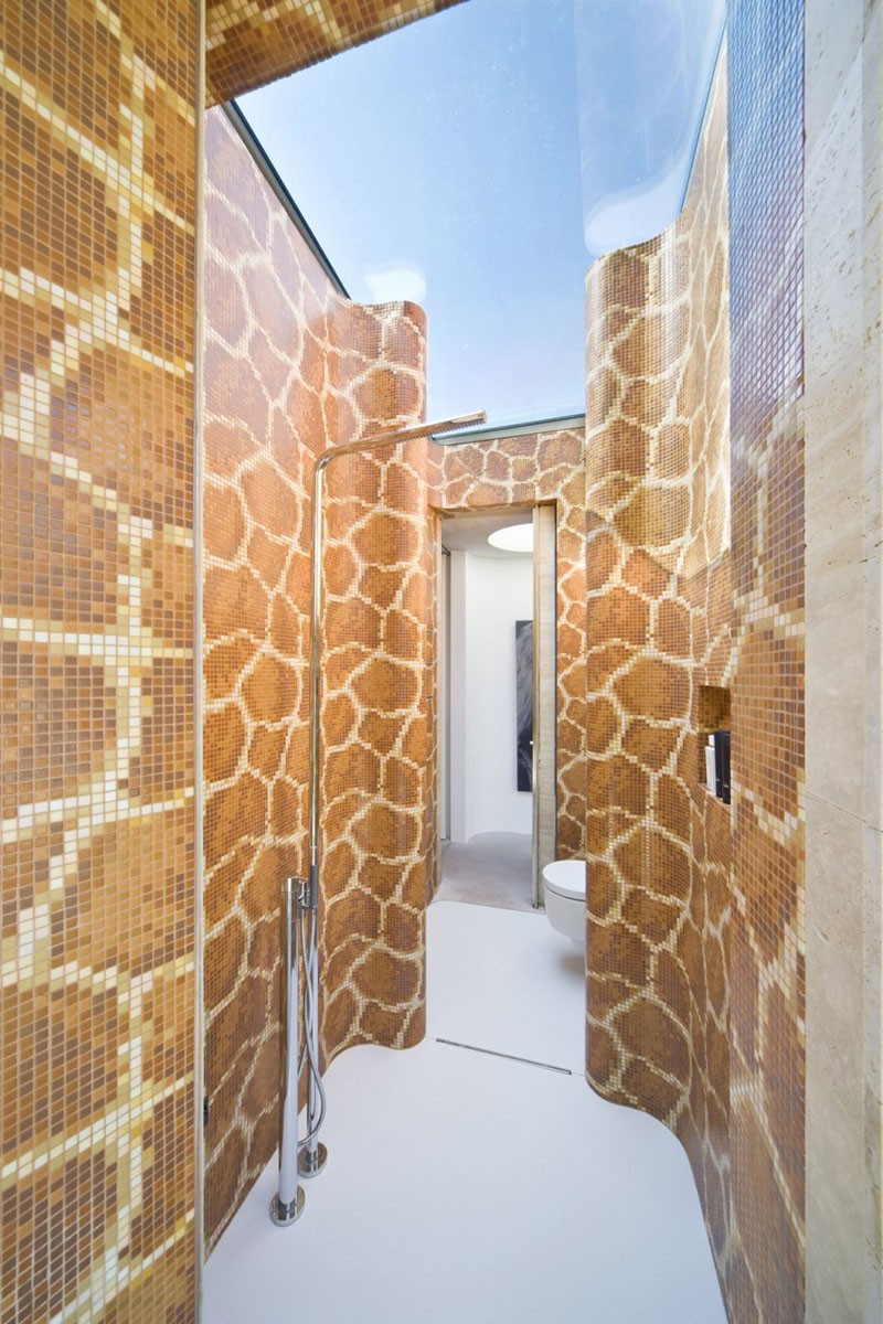 Giraffe Tiles
