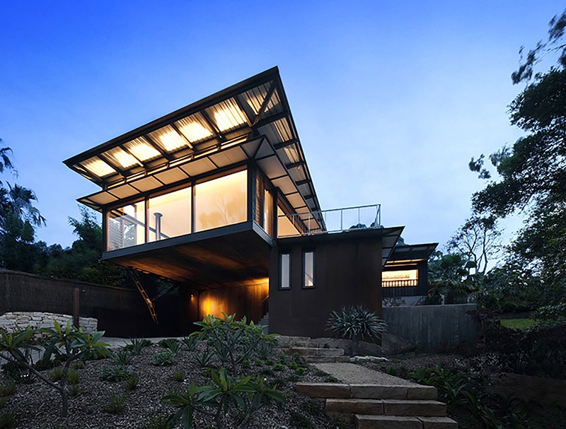 Pacific House by Casey Brown Architecture
