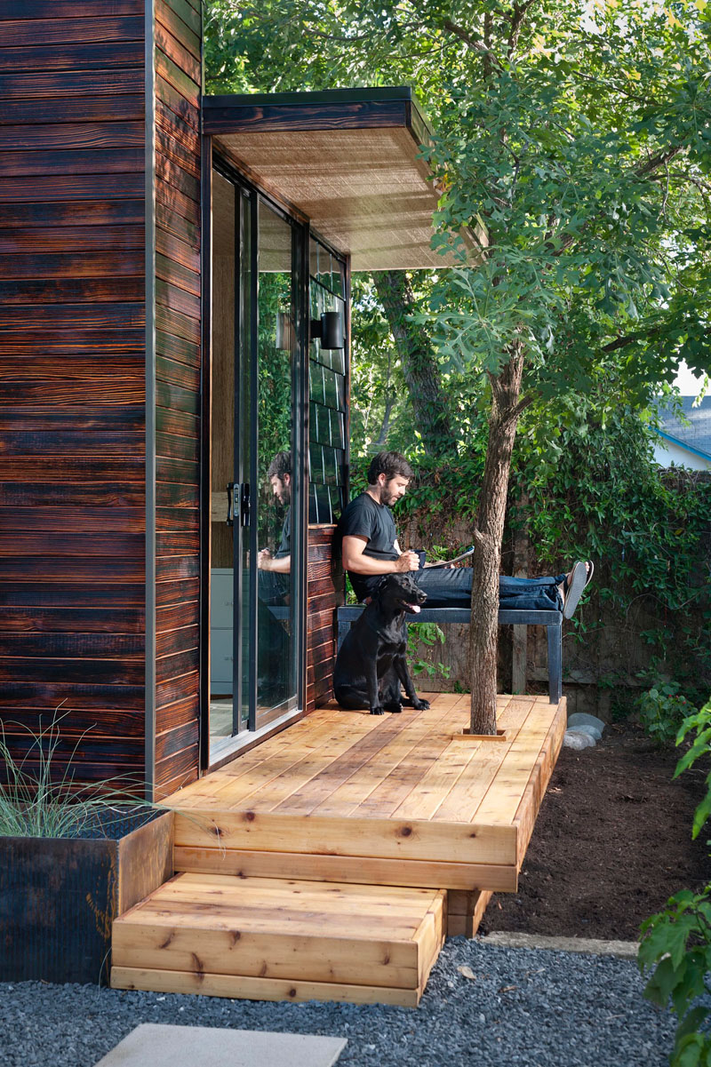 92 Square Foot Backyard Office by Sett Studio