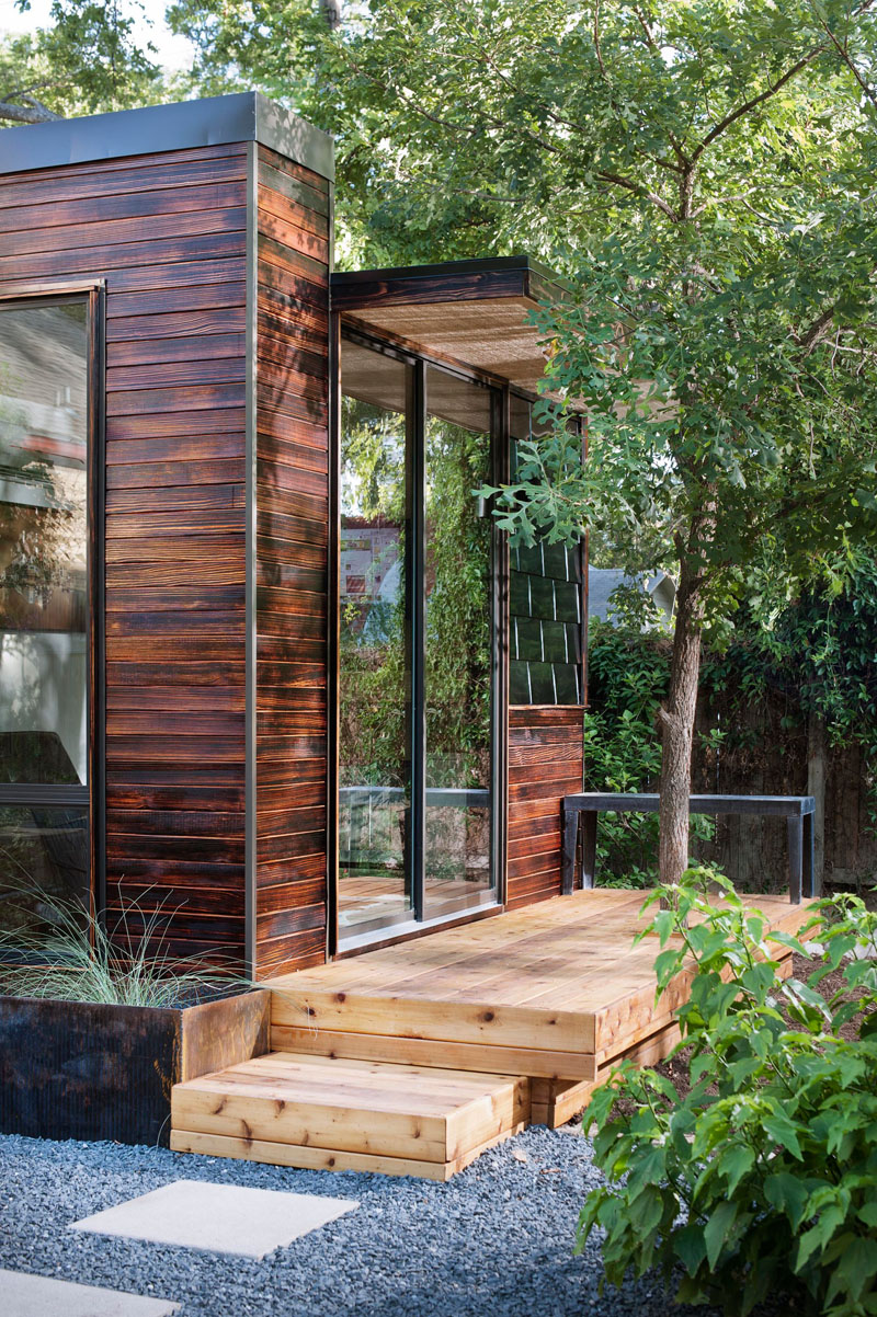 92 Square Foot Backyard Office by Sett Studio