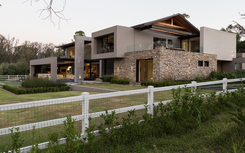 House In Blair Atholl By Nico Van Der Meulen Architects