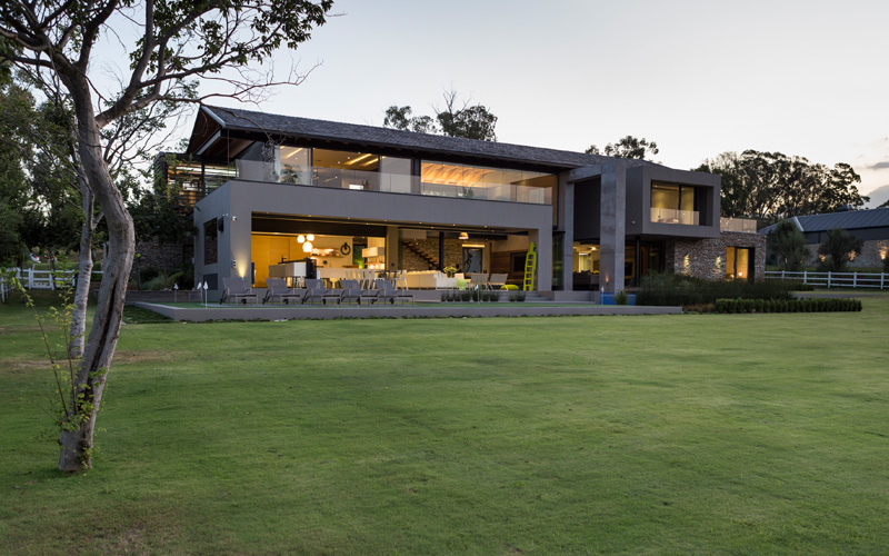 House In Blair Atholl By Nico Van Der Meulen Architects