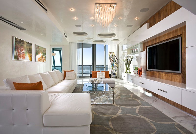 Contemporary TV Room