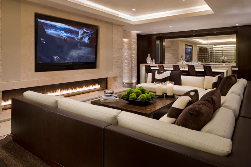 Contemporary TV Room