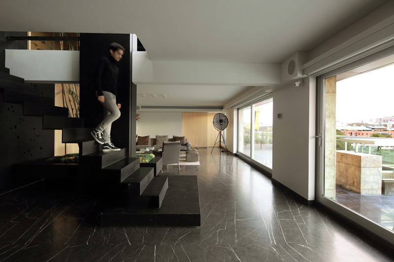 Madero Apartment By Remy Arquitectos And MYOO