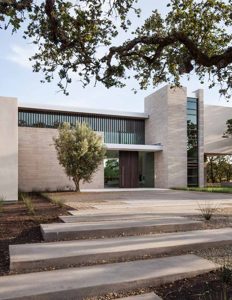 Retrospect Vineyards House by Swatt Miers Architects