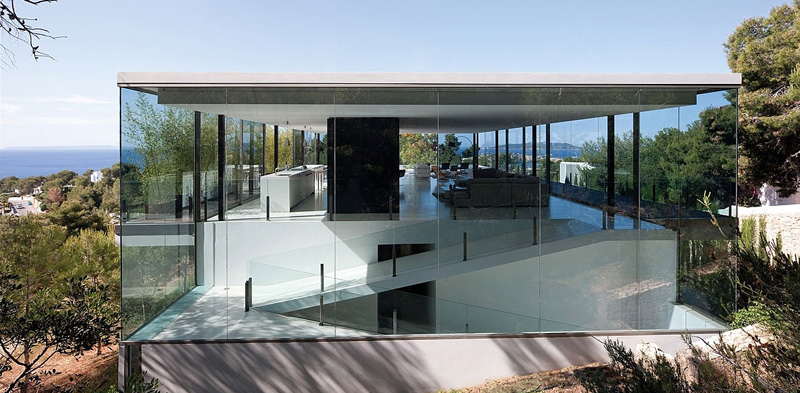 This See-Through House Has Sea Views