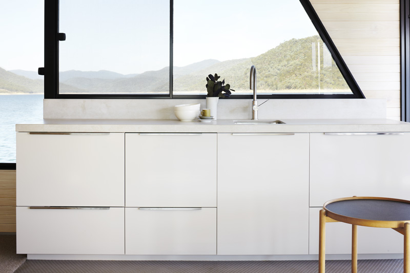 Lake Eildon Houseboat By Pipkorn & Kilpatrick