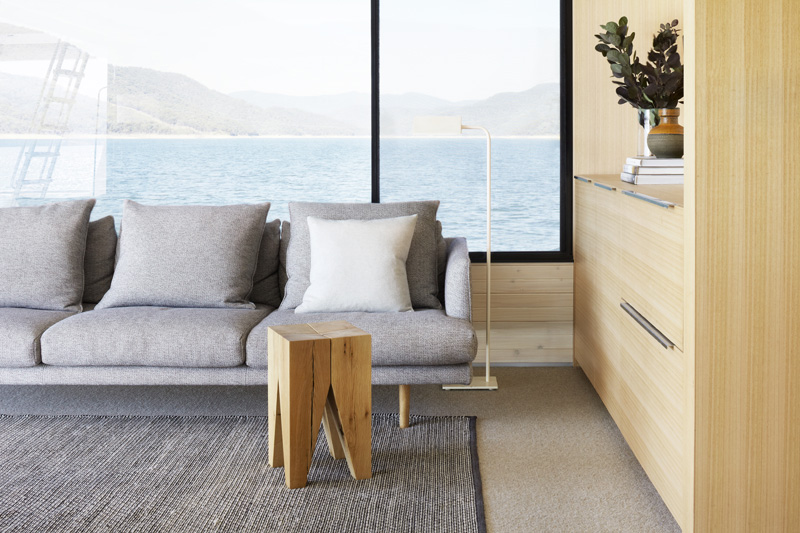 Lake Eildon Houseboat By Pipkorn & Kilpatrick