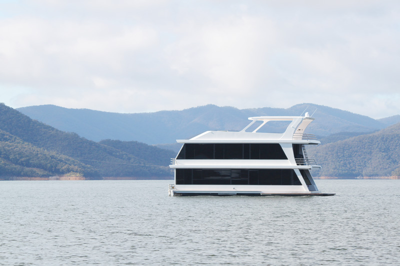 Lake Eildon Houseboat By Pipkorn & Kilpatrick