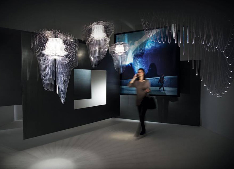 Aria Transparente Chandelier By Zaha Hadid Architects