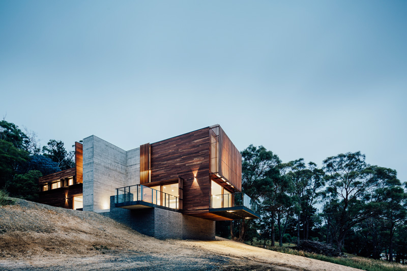 Invermay House by Moloney Architects