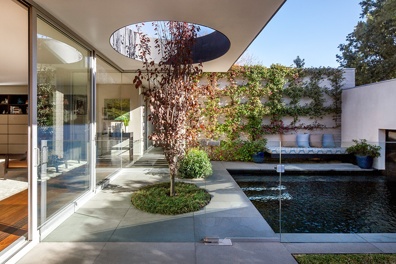 Malvern East Residence by Pleysier Perkins