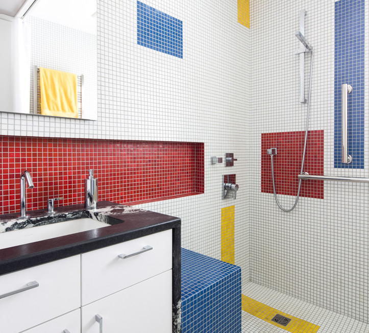 A Mondrian Inspired Bathroom By Alloy Workshop