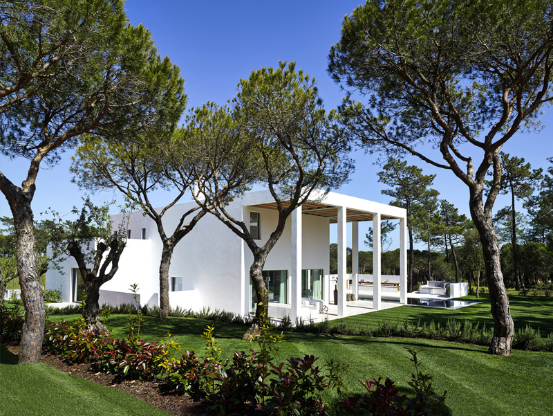 San Lorenzo House by de Blacam and Meagher Architects