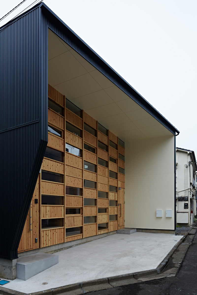 Checkered House By Takeshi Shikauchi Architect Office