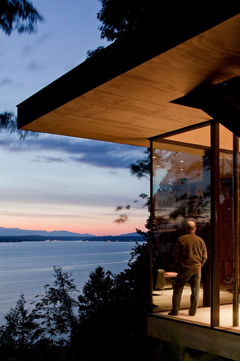 Case Inlet Retreat by MW Works Architecture+Design