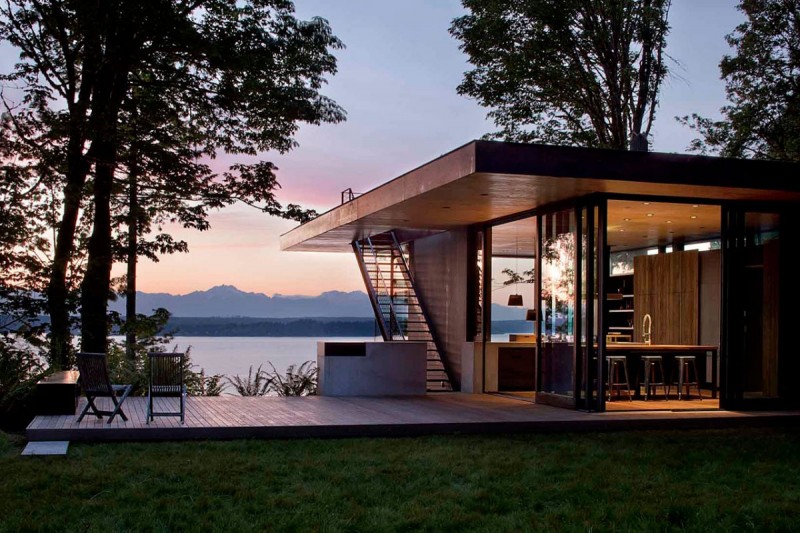 Case Inlet Retreat by MW Works Architecture+Design