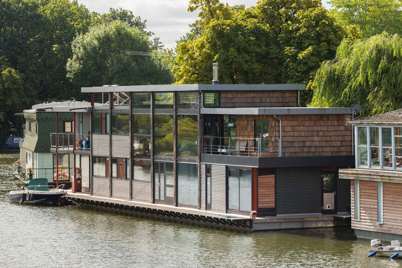 Houseboat On Tagg's Island By MAA Architects