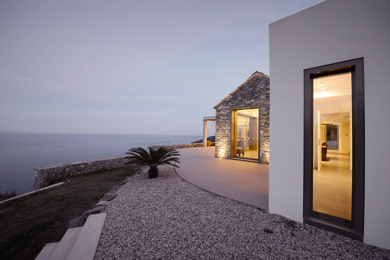 Villa Melana By Valia Foufa And Panagiotis Papassotiriou