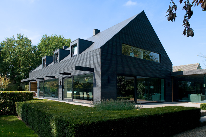 WillemsenU Architects Design A Contemporary Update For This Dutch Home