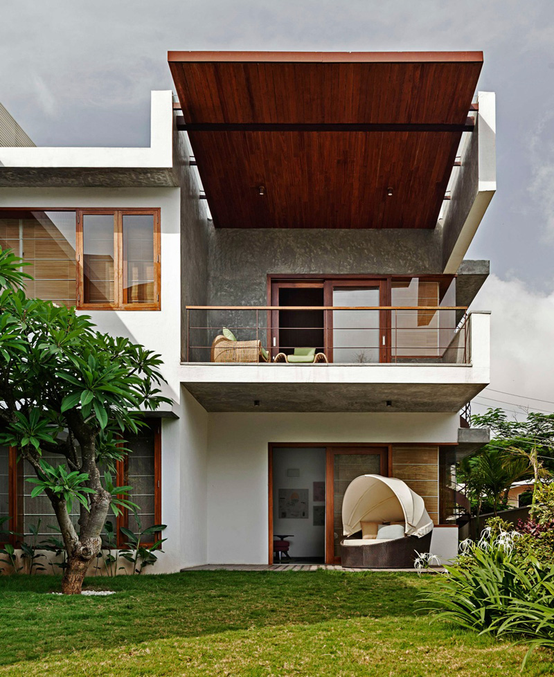 L-Plan House By Khosla Associates